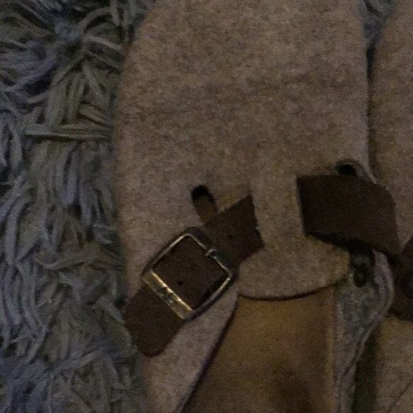 Cream slipper - Picture 2 of 2